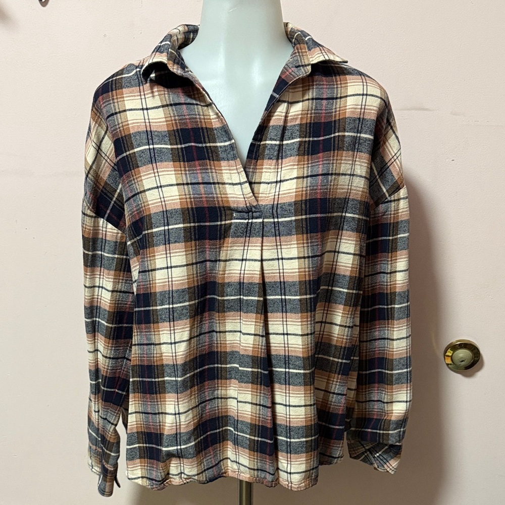 Uniqlo women brown Plaid Long Sleeve Shirt
